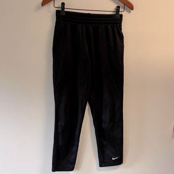 Nike therma-fit boys L Black Joggers sweatpants with Logo - Picture 1 of 7